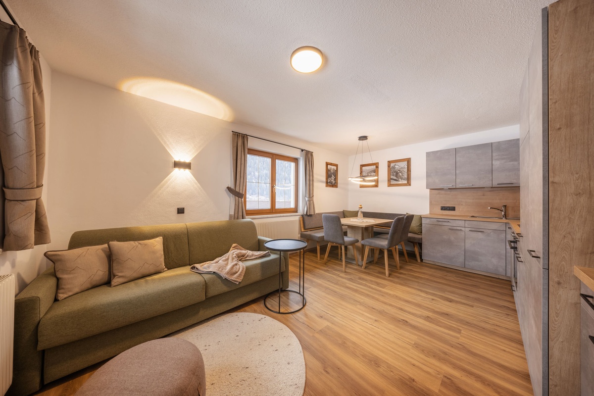 Ausserwieserhof-Apartment-Abendglühen-2026-07